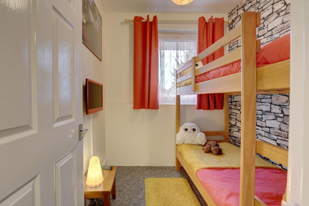 Hagrid'S Hut Daire Watford  Dış mekan fotoğraf