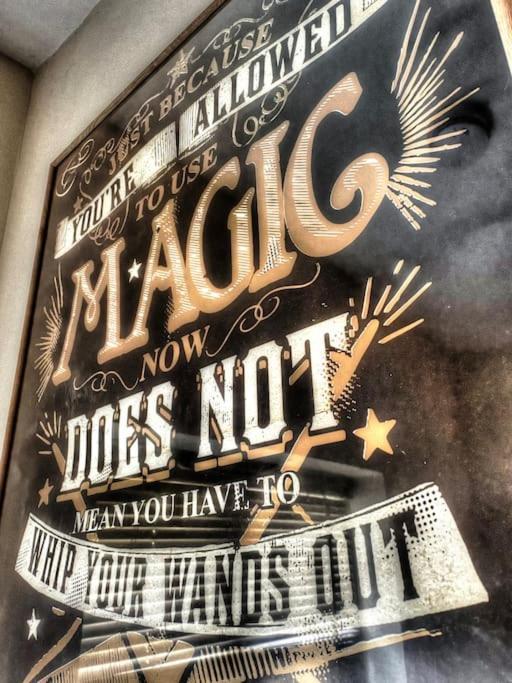 Hagrid'S Hut Daire Watford  Dış mekan fotoğraf